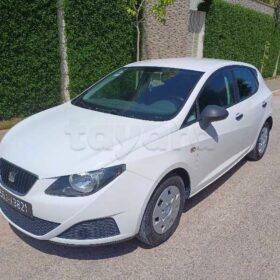 A vendre seat ibiza tt option état neuf faible klm avec carnet d’entretien