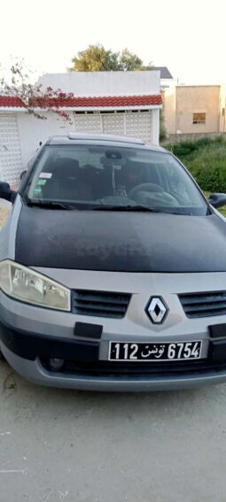 Vendre Mégane 2 essence complet