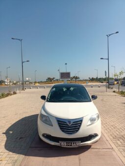 Lancia ypsilon complet