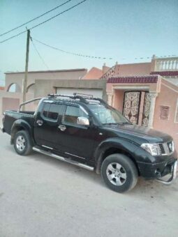 A VENDRE nissan Navara le 10cv tel 23414111 complet