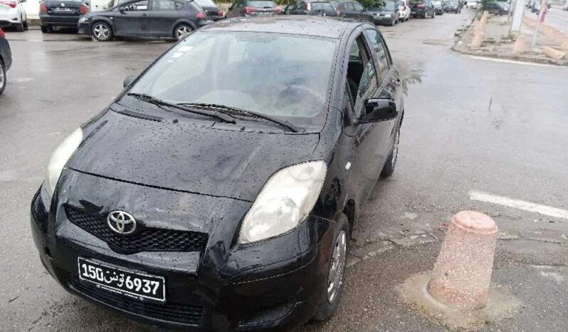 Toyota Yaris 1ére main complet