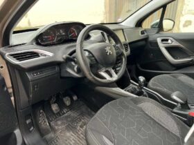 A vendre ou échange Peugeot 2008 tout option TELE 22820790