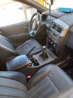 voiture ssangyong complet