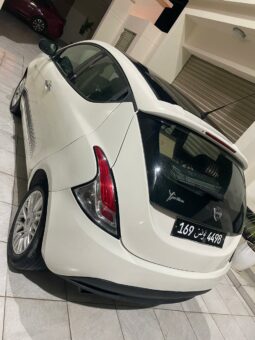 Lancia ypsilon complet