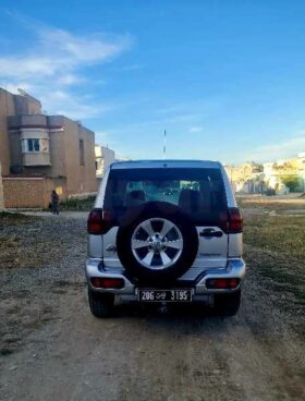 A vendre NISSAN TERRANO PHASE 3 TELE 25 483 210﻿