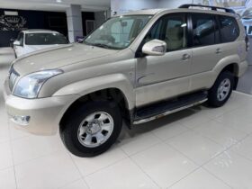 TOYOTA PRADO GX ÉTAT PRESQUE NEUF 7 places Tel : 24 929898