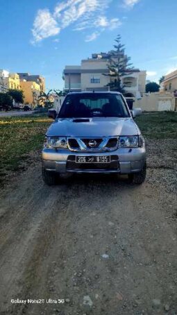 A vendre NISSAN TERRANO PHASE 3 TELE 25 483 210﻿ complet