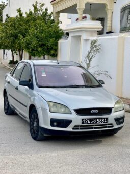 A VENDRE ford focus complet