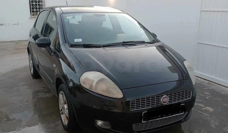 Grandi Punto (1.2 / 5cv / 4 cylindres) 22000DT complet