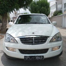 ssangyong kyron 4*4 BVA TOIT ouvrant