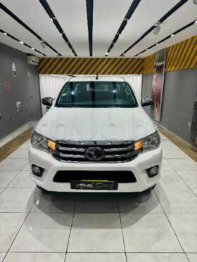 Toyota Hilux 4*4 importée Tn246 Full option