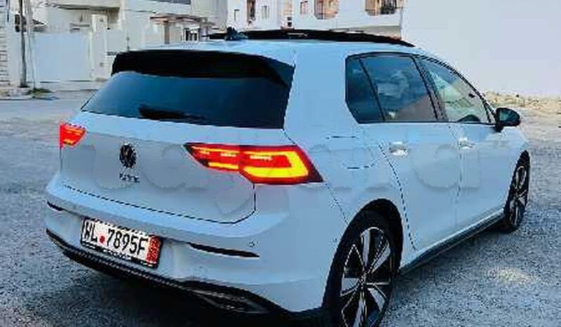 Golf 8 GTE MODÈLE 2021 Full options Voiture en très bonne état complet