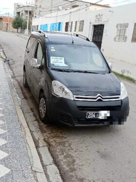 voiture berlingo b9 1er main