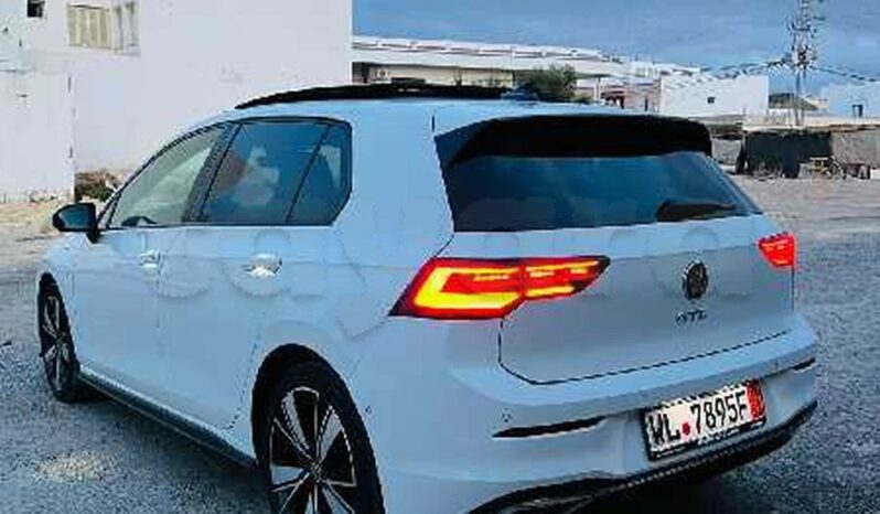 Golf 8 GTE MODÈLE 2021 Full options Voiture en très bonne état complet