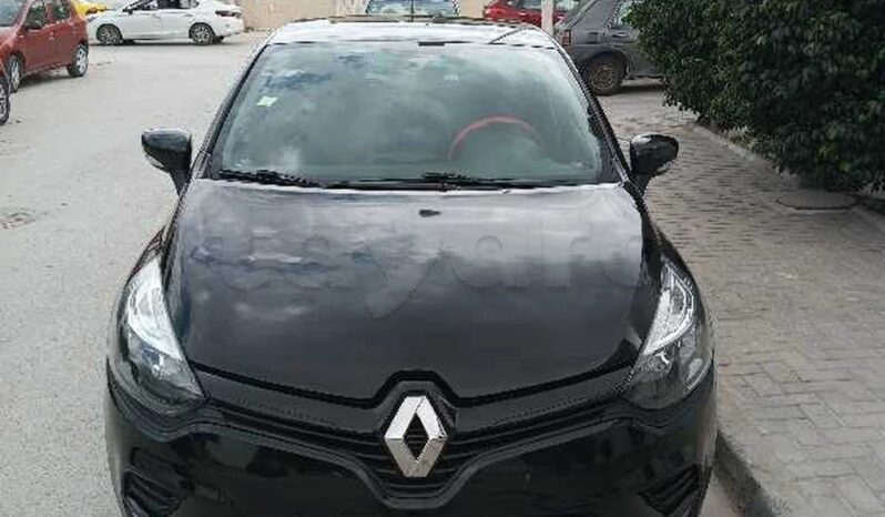 A vendre ou échange Renault Clio 4 complet