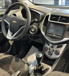 Chevrolet sonic en parfait état 39500DT