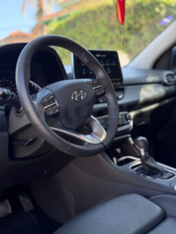 À vendre : superbe Hyundai i30 Fastback 1.0T boîte automatique, complet