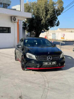 A VENDRE Mercedes Benz complet