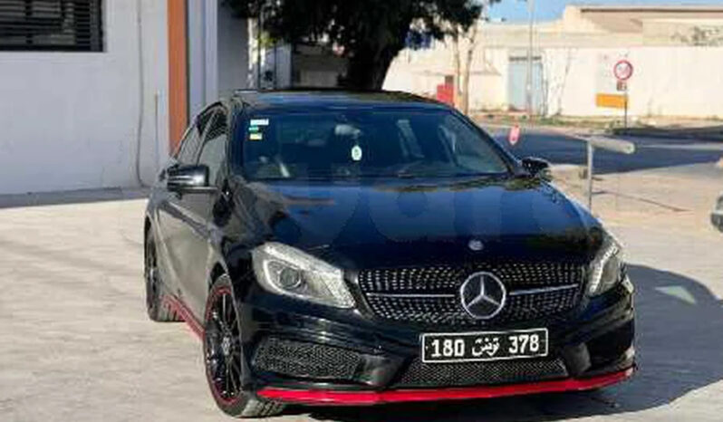 A VENDRE Mercedes Benz complet