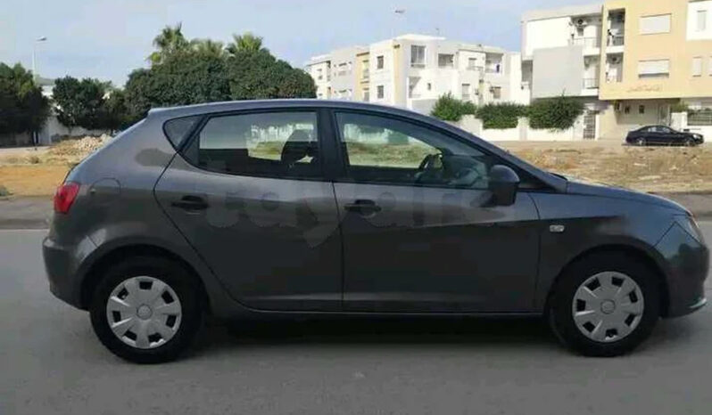 SEAT IBIZA PREMIÈRE MAIN EN TRÈS BON ÉTAT 36500 complet