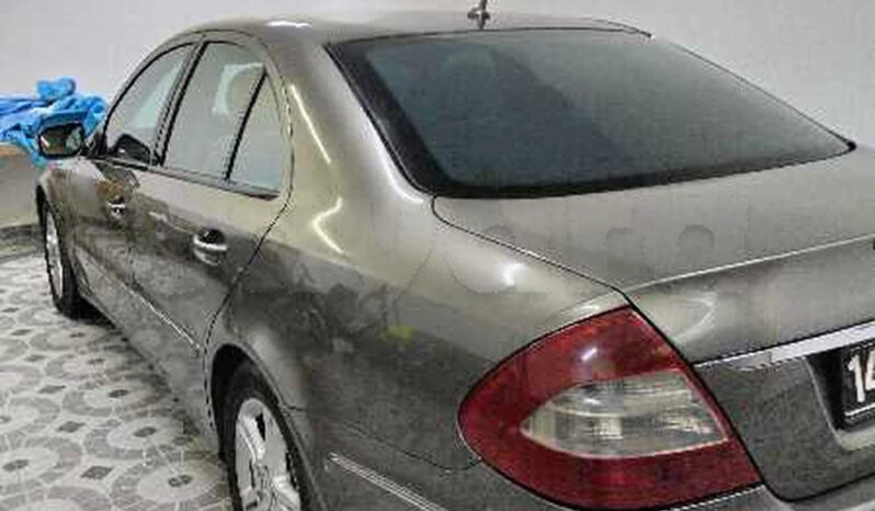 a vendre Mercedes E200 années 2007 tous options complet