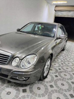 a vendre Mercedes E200 années 2007 tous options complet