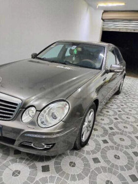 a vendre Mercedes E200 années 2007 tous options