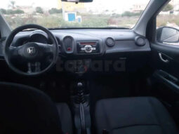 a vendre Honda brio amaze complet