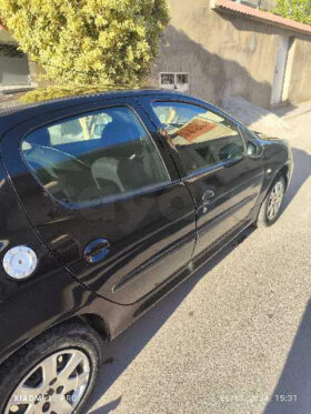 Peugeot 206 + voiture en bon etat