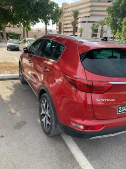 Kia Sportage GT Line à l’état neuf très propres première main en Tunisie Kilométrage 70alf année 2018 importé en 2023 voiture tt options boîte automatique Toit ouvrant panoramique et à l’état d’origine jamais touché prix 110mille Numéro 20172643 complet