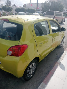 Mitsubishi mirage complet