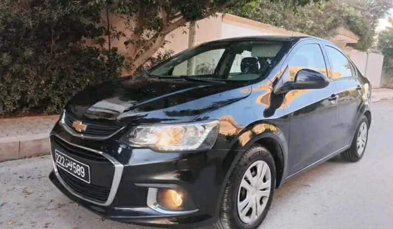 CHEVROLET SONIC PREMIÈRE MAIN EN ÉTAT NEUF complet