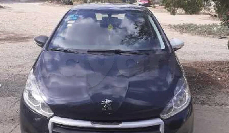 voiture à vendre Peugeot 208 complet