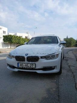 BMW 320i LUXURY Véhicules complet