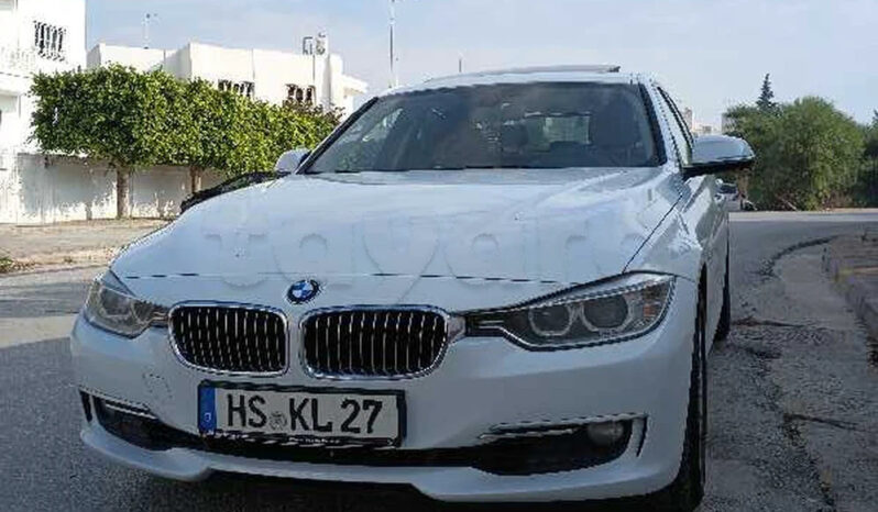 BMW 320i LUXURY Véhicules complet