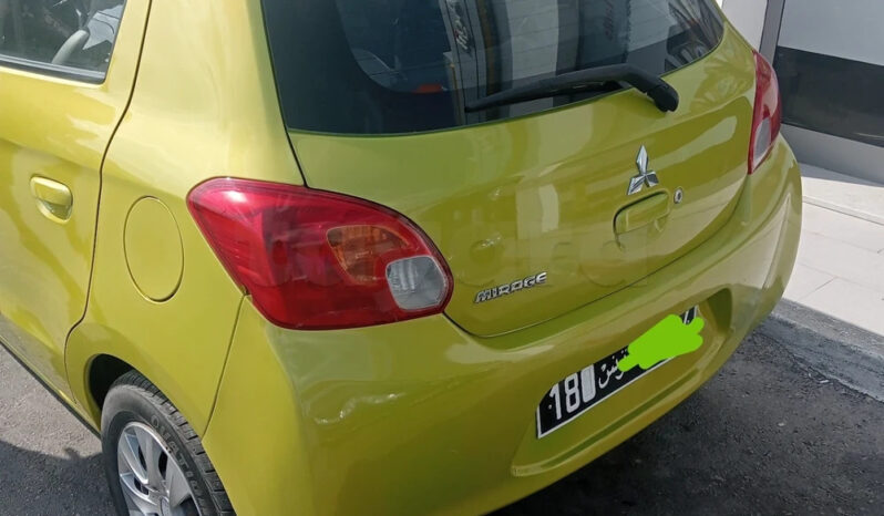 Mitsubishi mirage complet