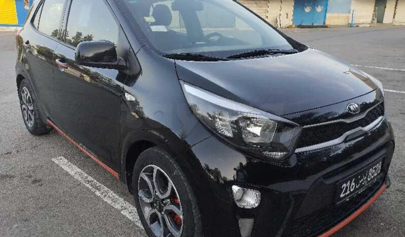 une belle voiture kia picanto boîte automatique toutes options modèle 2020 complet