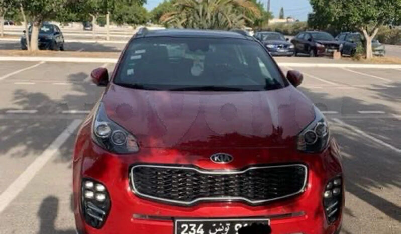 Kia Sportage GT Line à l’état neuf très propres première main en Tunisie Kilométrage 70alf année 2018 importé en 2023 voiture tt options boîte automatique Toit ouvrant panoramique et à l’état d’origine jamais touché prix 110mille Numéro 20172643 complet