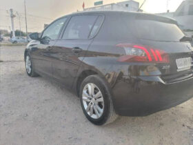 Peugeot 308 Diesel BLUE HDI importée de France