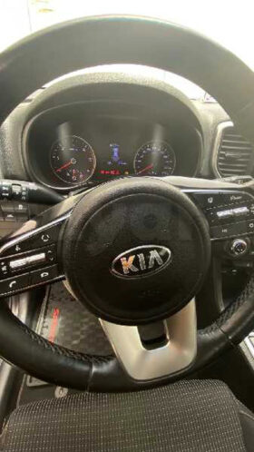 Kia Sportage en état Neuf Diesel Hybride