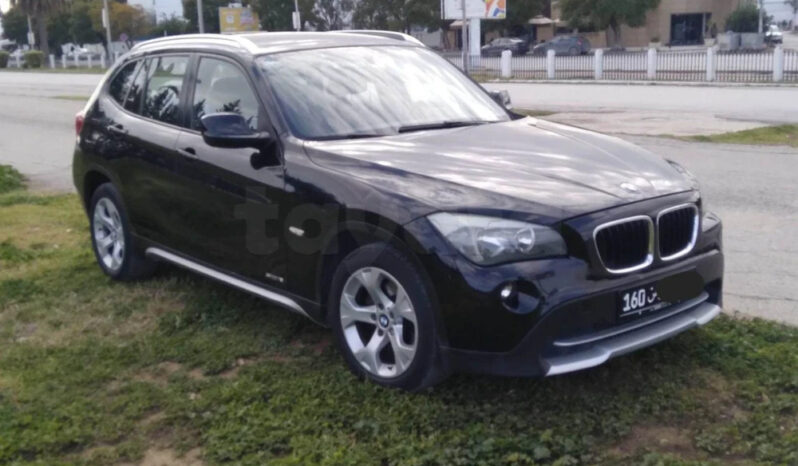 A vendre belle Bmw X150000 complet