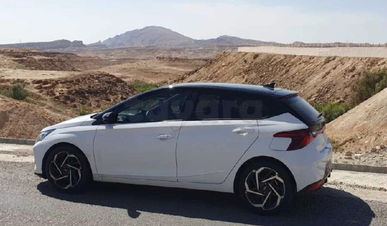 voiture i20 en parfaite état, entretien maison. complet