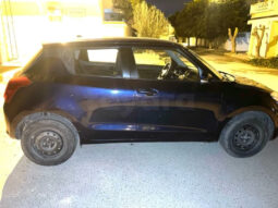 a vendre une belle suzuki swift complet