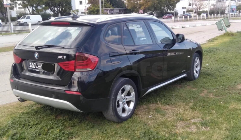 A vendre belle Bmw X150000 complet