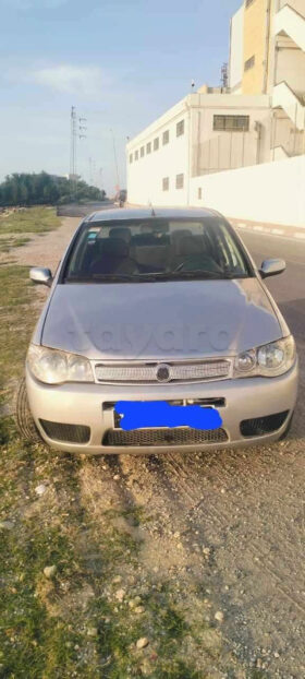 Voiture FIAT SIENA à vendre ndhifa en bonne état