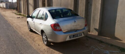 A vendre Renault SYMBOL complet