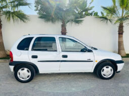 à vendre Opel corsa swing (تسجيل اول ) complet