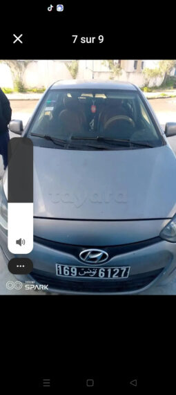 Voiture hyundai i20 en bon état 29000 complet