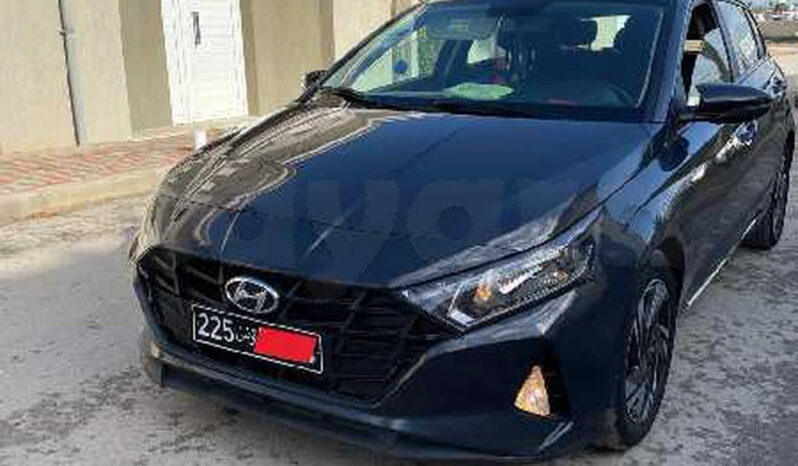 A vendre hyundai i20 complet