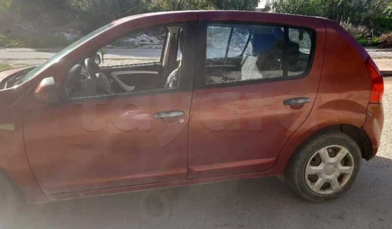 À vendre : Dacia Sandero complet